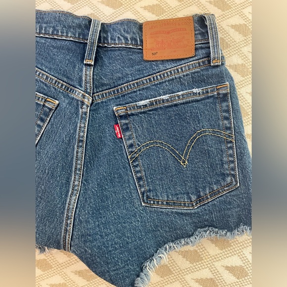 ☀️👖 Levi’s 501 Medium Wash High Rise Cutoff Denim Shorts - 25 👖☀️ - Picture 14 of 14